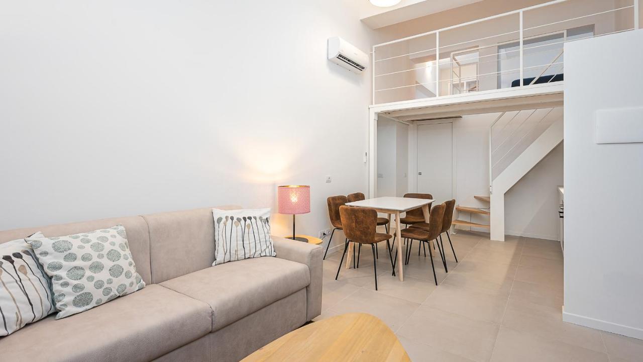 ميلان Classbnb - Due Moderni Appartamenti A 1Km Dall'Arco Della Pace المظهر الخارجي الصورة