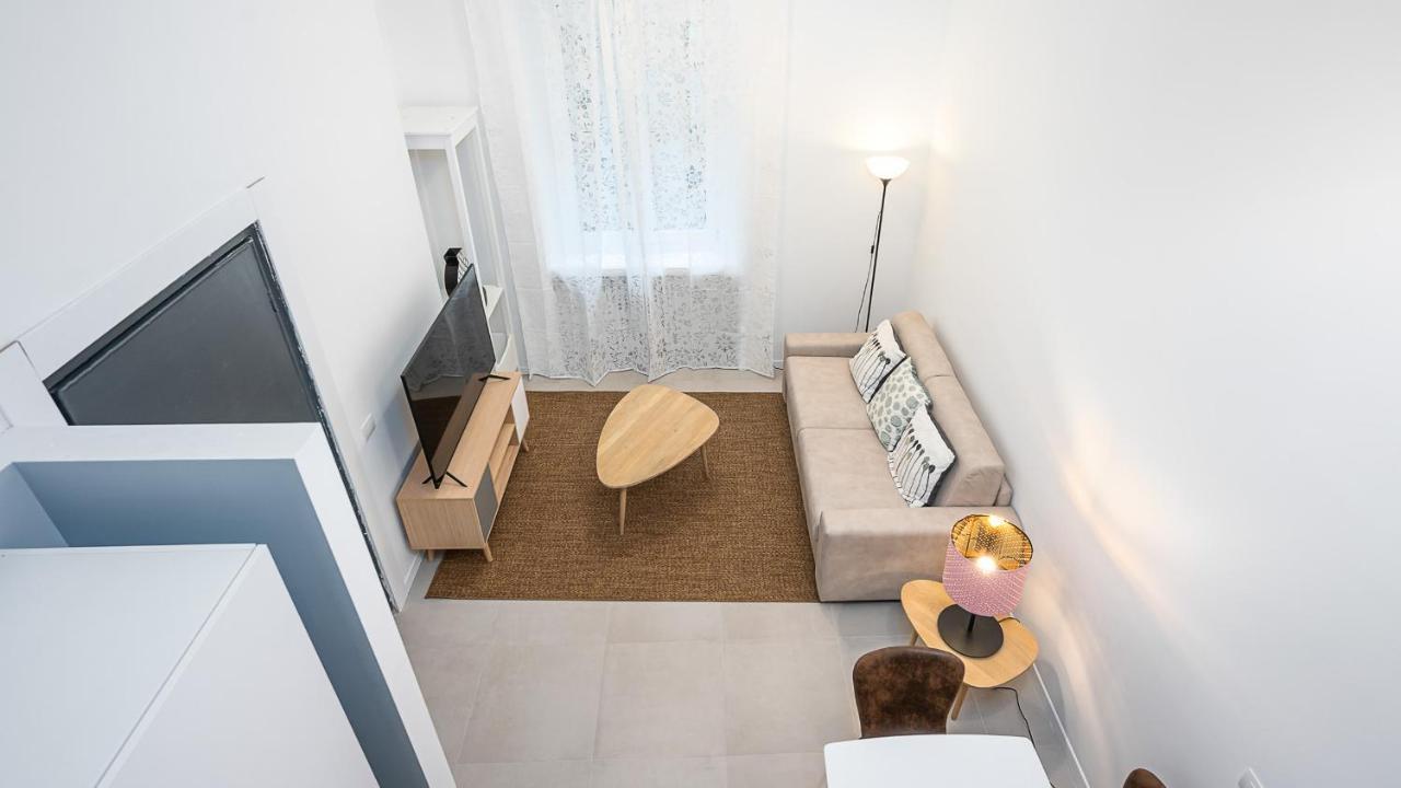 ميلان Classbnb - Due Moderni Appartamenti A 1Km Dall'Arco Della Pace المظهر الخارجي الصورة
